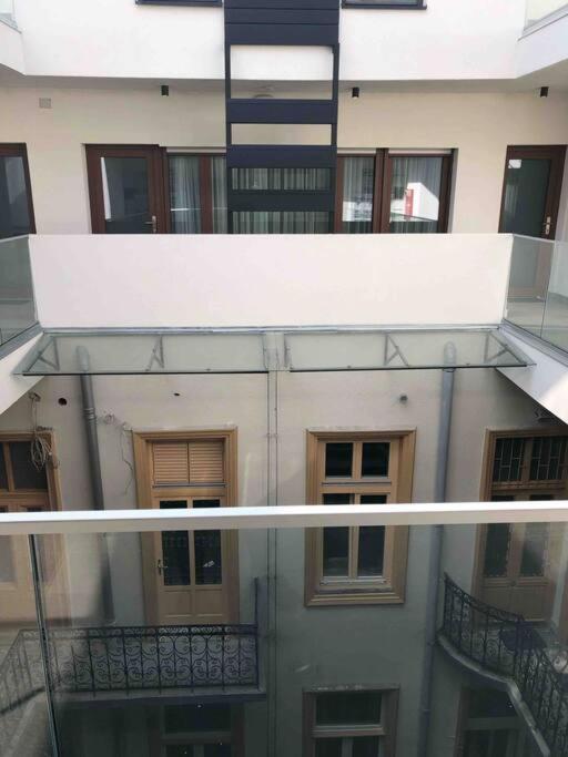 Luxury Cozy 2 Bdr Downtown Apt.5 Budapest Exterior foto